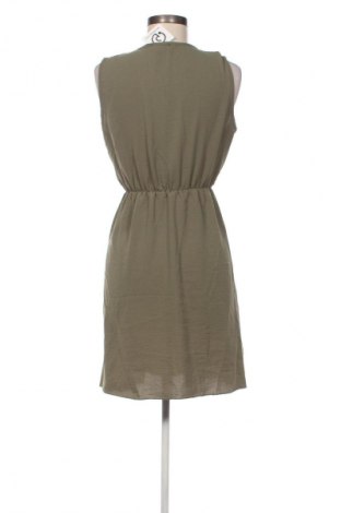 Kleid Colosseum, Größe M, Farbe Grün, Preis € 24,99