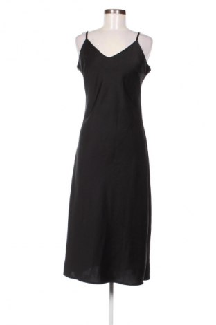 Kleid Cropp, Größe L, Farbe Schwarz, Preis 24,55 €
