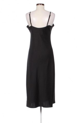 Kleid Cropp, Größe L, Farbe Schwarz, Preis 24,55 €