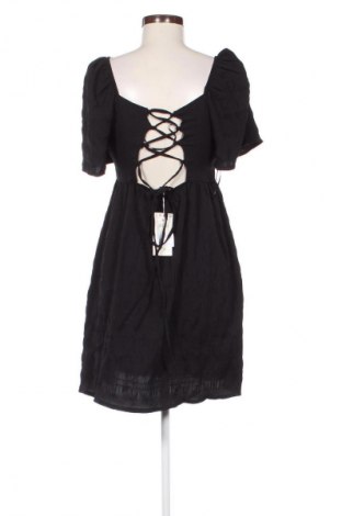 Kleid Cropp, Größe M, Farbe Schwarz, Preis 65,60 €