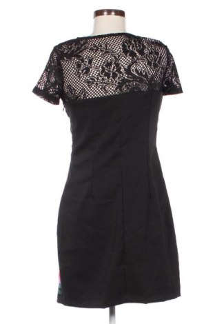 Šaty  Desigual, Velikost M, Barva Vícebarevné, Cena  529,00 Kč