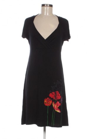 Šaty  Desigual, Velikost L, Barva Černá, Cena  3 049,00 Kč