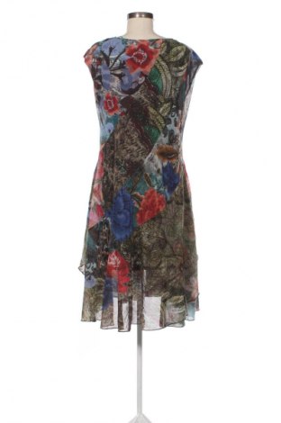 Рокля Desigual, Размер XXL, Цвят Многоцветен, Цена 82,00 лв.