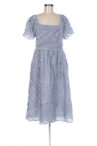 Kleid Essentials, Größe XL, Farbe Mehrfarbig, Preis € 25,99