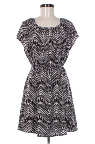 Kleid F&F, Größe M, Farbe Mehrfarbig, Preis € 15,00