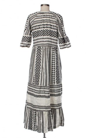 Šaty  F&F, Velikost M, Barva Vícebarevné, Cena  367,00 Kč