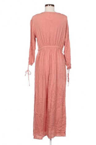 Kleid Farina Opoku, Größe M, Farbe Aschrosa, Preis € 13,99