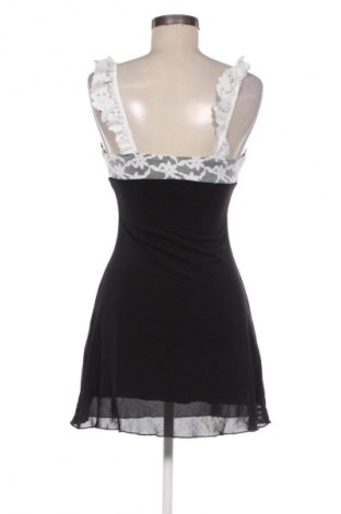 Šaty  Forever 21, Velikost XS, Barva Černá, Cena  346,00 Kč