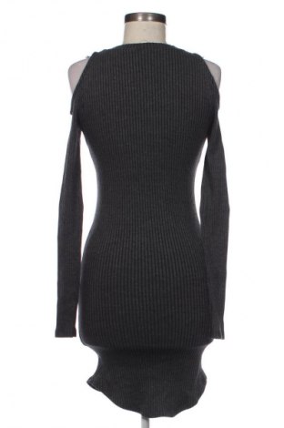 Šaty  Gina Tricot, Velikost S, Barva Šedá, Cena  342,00 Kč