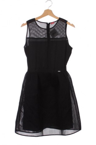 Šaty  Guess, Velikost M, Barva Černá, Cena  1 279,00 Kč