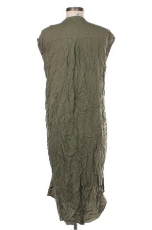 Kleid Guts & Gusto, Größe S, Farbe Grün, Preis 28,99 €