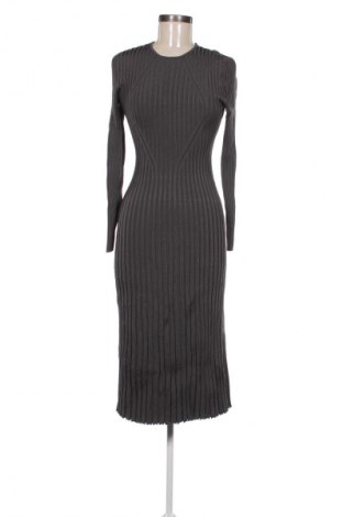 Rochie H&M, Mărime M, Culoare Gri, Preț 77,17 Lei