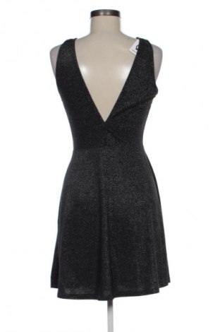 Šaty  H&M, Velikost M, Barva Vícebarevné, Cena  219,00 Kč