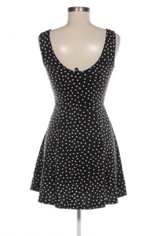 Šaty  H&M Divided, Velikost M, Barva Vícebarevné, Cena  339,00 Kč