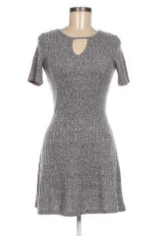 Kleid H&M Divided, Größe S, Farbe Mehrfarbig, Preis € 14,83