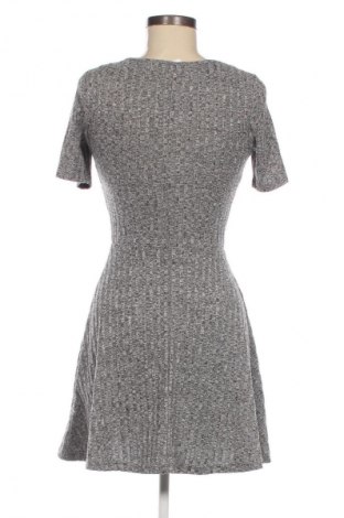 Kleid H&M Divided, Größe S, Farbe Mehrfarbig, Preis € 14,83