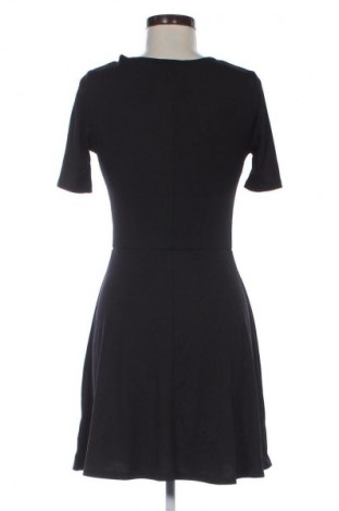 Šaty  H&M Divided, Velikost M, Barva Černá, Cena  279,00 Kč