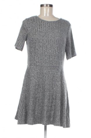Šaty  H&M Divided, Velikost L, Barva Šedá, Cena  469,00 Kč