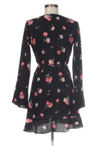 Рокля H&M Divided, Размер M, Цвят Многоцветен, Цена 10,99 лв.