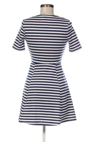 Šaty  H&M Divided, Velikost XS, Barva Vícebarevné, Cena  299,00 Kč