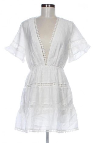 Kleid INFLUENCER, Größe M, Farbe Weiß, Preis 33,99 €