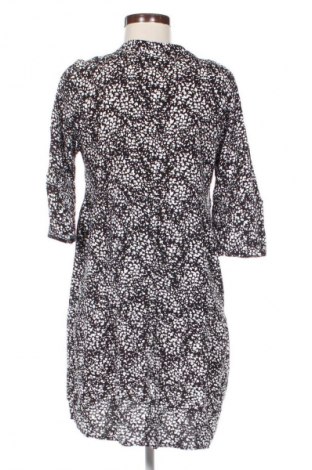 Kleid Janina, Größe M, Farbe Mehrfarbig, Preis € 6,99