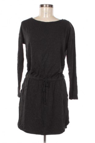 Kleid Juvia, Größe XS, Farbe Grau, Preis € 23,99