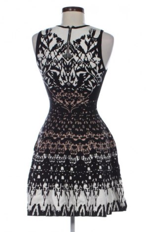 Kleid Karen Millen, Größe XXS, Farbe Mehrfarbig, Preis € 85,99