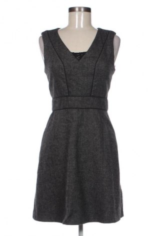 Kleid Naf Naf, Größe S, Farbe Grau, Preis € 24,57