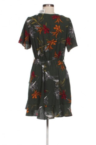 Kleid Papaya, Größe M, Farbe Mehrfarbig, Preis € 16,99