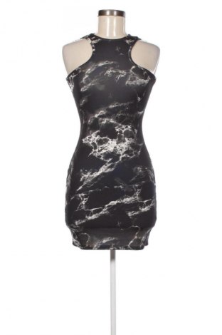 Kleid Pretty Little Thing, Größe S, Farbe Mehrfarbig, Preis € 12,99