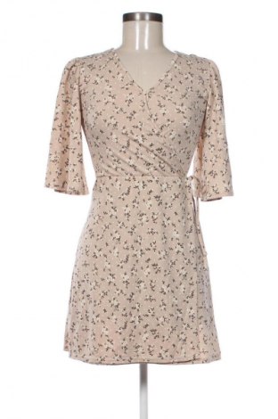 Kleid Pretty Little Thing, Größe S, Farbe Mehrfarbig, Preis € 14,99