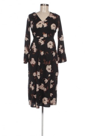 Kleid Pretty Little Thing, Größe XS, Farbe Mehrfarbig, Preis € 8,99