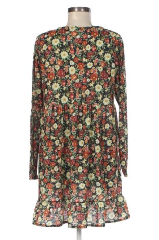 Φόρεμα Pull&Bear, Μέγεθος L, Χρώμα Πολύχρωμο, Τιμή 7,99 €