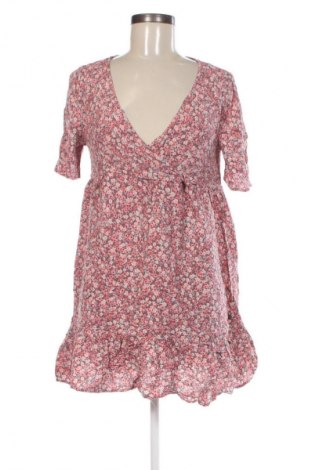 Kleid Pull&Bear, Größe S, Farbe Mehrfarbig, Preis € 10,99