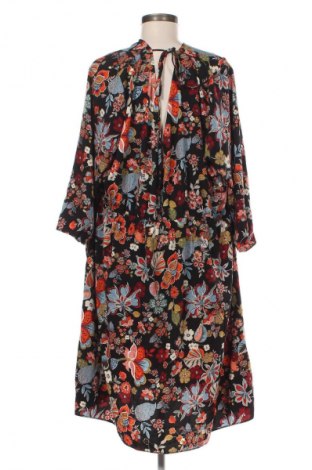 Рокля River Island, Размер XXL, Цвят Многоцветен, Цена 48,99 лв.