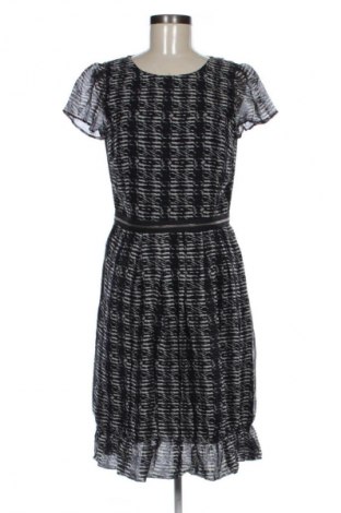 Kleid Simple, Größe M, Farbe Mehrfarbig, Preis € 23,99