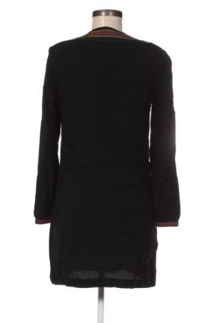 Kleid Sisley, Größe S, Farbe Schwarz, Preis 22,99 €