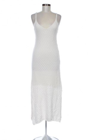 Kleid Stradivarius, Größe L, Farbe Weiß, Preis € 22,99