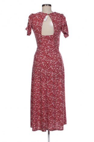 Рокля Stradivarius, Размер M, Цвят Многоцветен, Цена 28,88 лв.