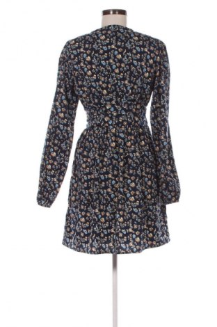 Kleid VILA, Größe M, Farbe Mehrfarbig, Preis € 8,99