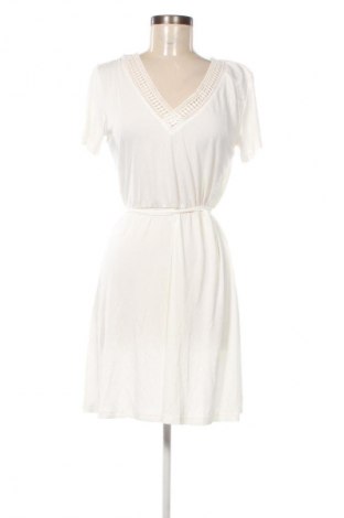 Kleid Vero Moda, Größe M, Farbe Weiß, Preis 42,99 €