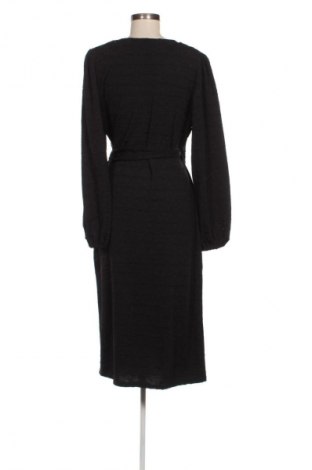 Kleid Y.A.S, Größe M, Farbe Schwarz, Preis 56,99 €