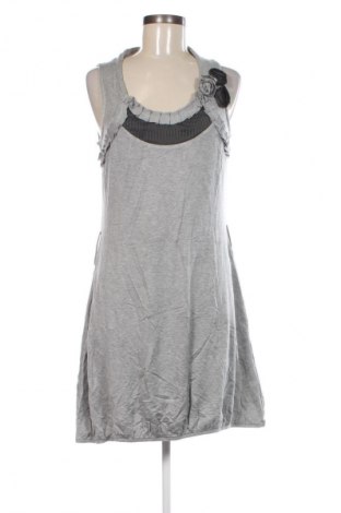 Kleid Yest, Größe S, Farbe Grau, Preis € 27,99