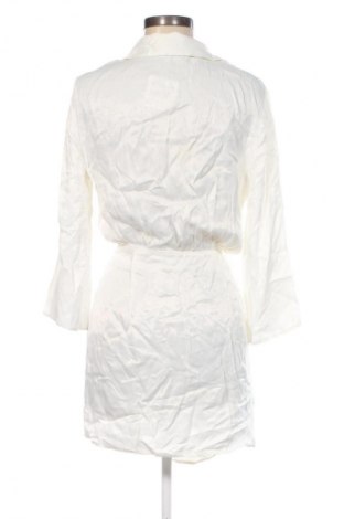 Kleid Zara, Größe S, Farbe Weiß, Preis 18,99 €