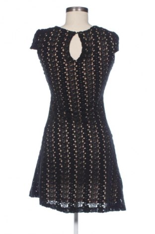 Kleid Zara, Größe XS, Farbe Mehrfarbig, Preis € 10,23