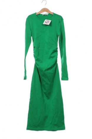 Kleid Zara, Größe XS, Farbe Grün, Preis € 23,99