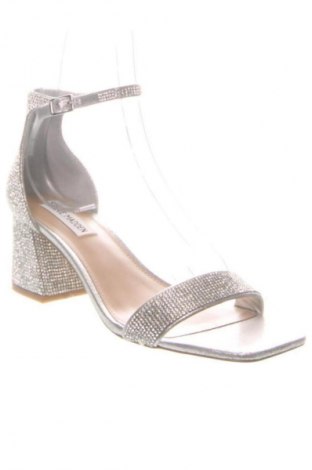 Sandály Steve Madden, Velikost 39, Barva Vícebarevné, Cena  1 109,00 Kč