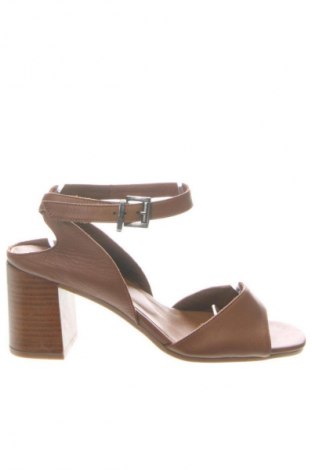 Sandále Unbranded, Veľkosť 38, Farba Kremová, Cena  47,95 €