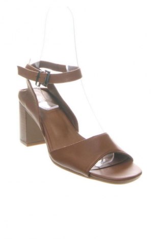 Sandále Unbranded, Veľkosť 38, Farba Kremová, Cena  47,95 €
